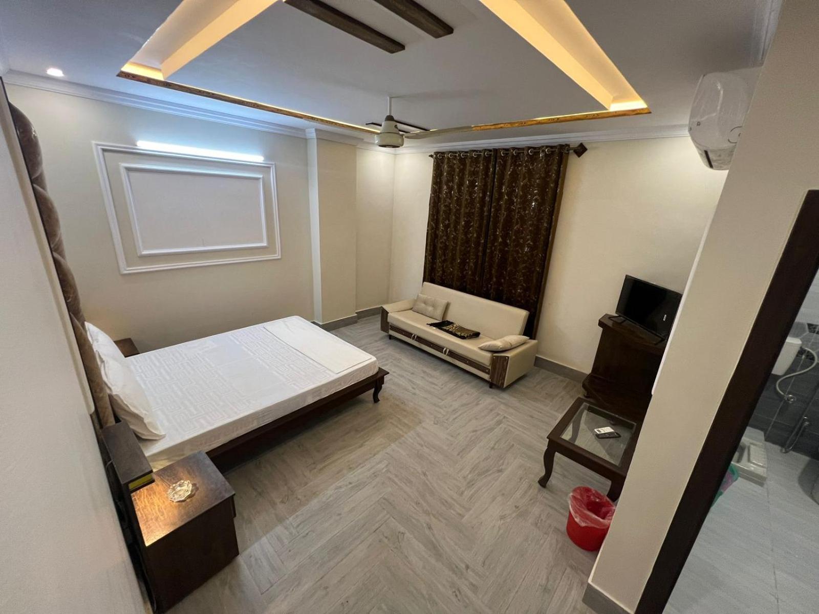 Kestrel Hotel Исламабад Экстерьер фото